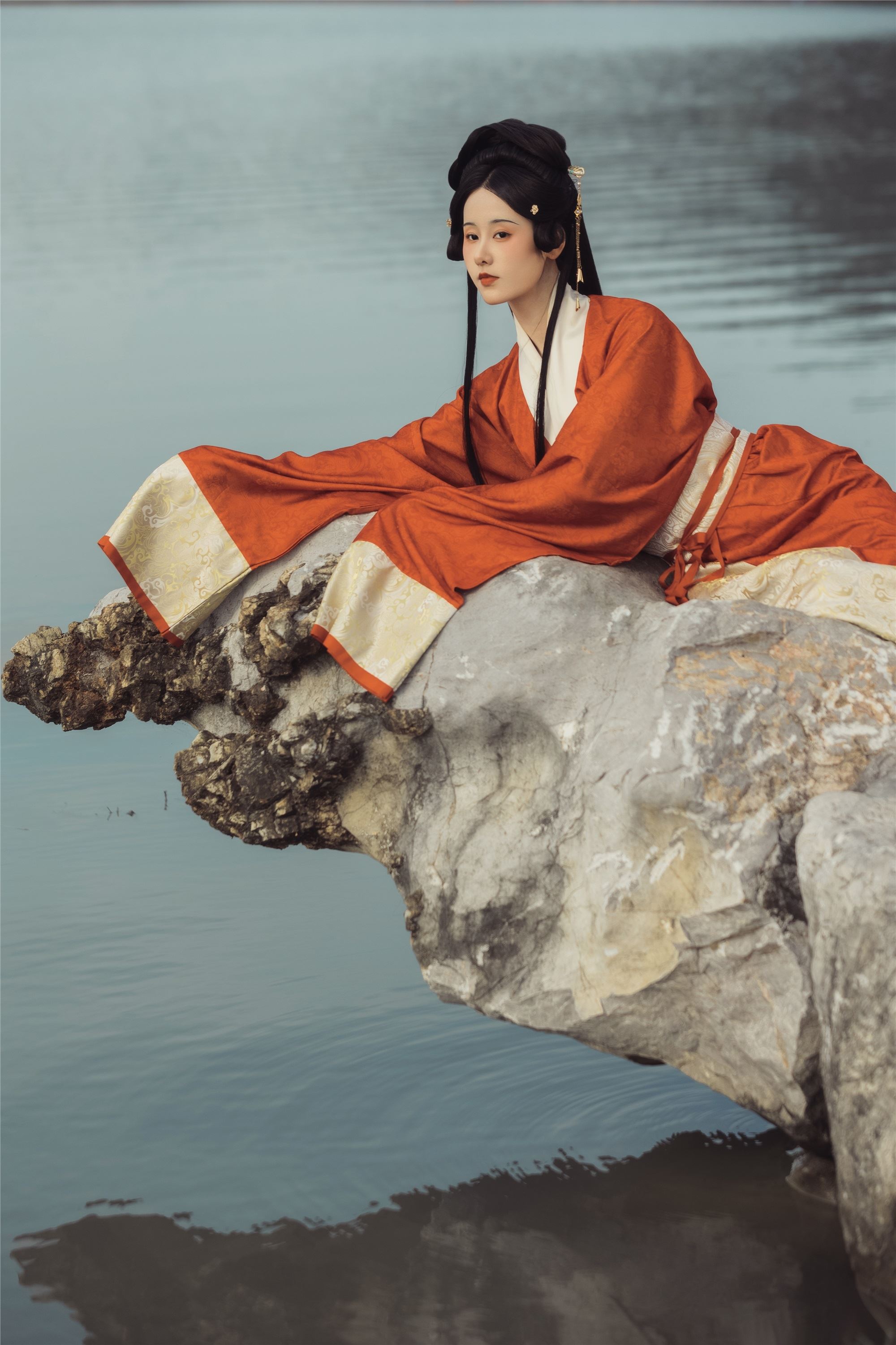 YITUYU艺图语 2025.01.29 关雎 人间月-素尘